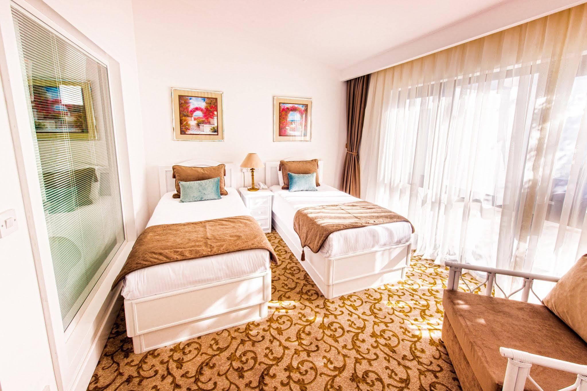 The Olive Tree Szálloda 4*